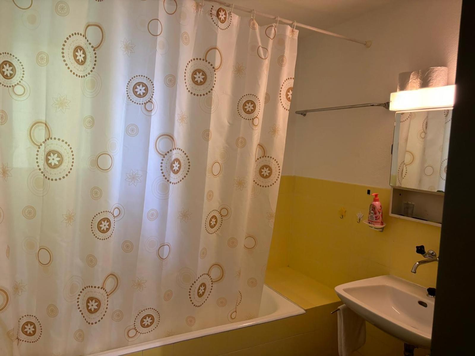 2Bdr Apt With See View - Free Parking Luzern Buitenkant foto